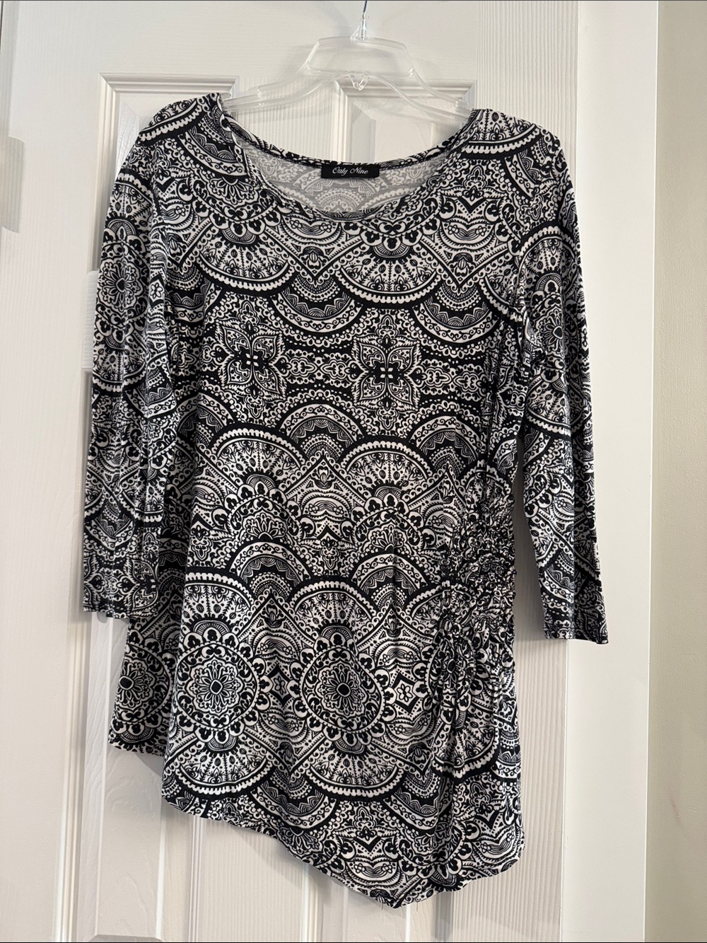 Black & White Printed Women’s Maternity Asymmetric Top